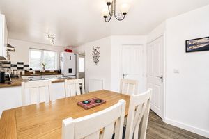 Kitchen/Diner- click for photo gallery